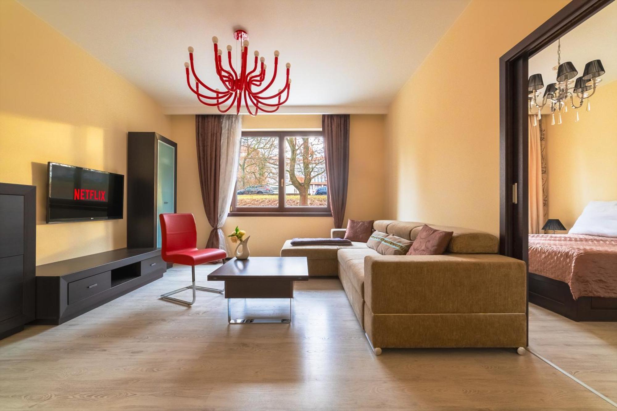 Imperial Apartment In Bohemia Residence By Rentez 카를로비바리 외부 사진